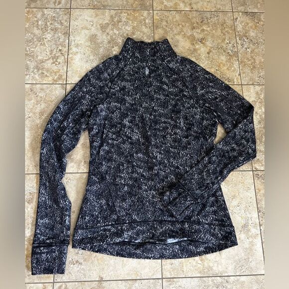 lululemon athletica Tops - Lululemon Outrun the Elements 1/2 Zip Misted Jacquard Black White